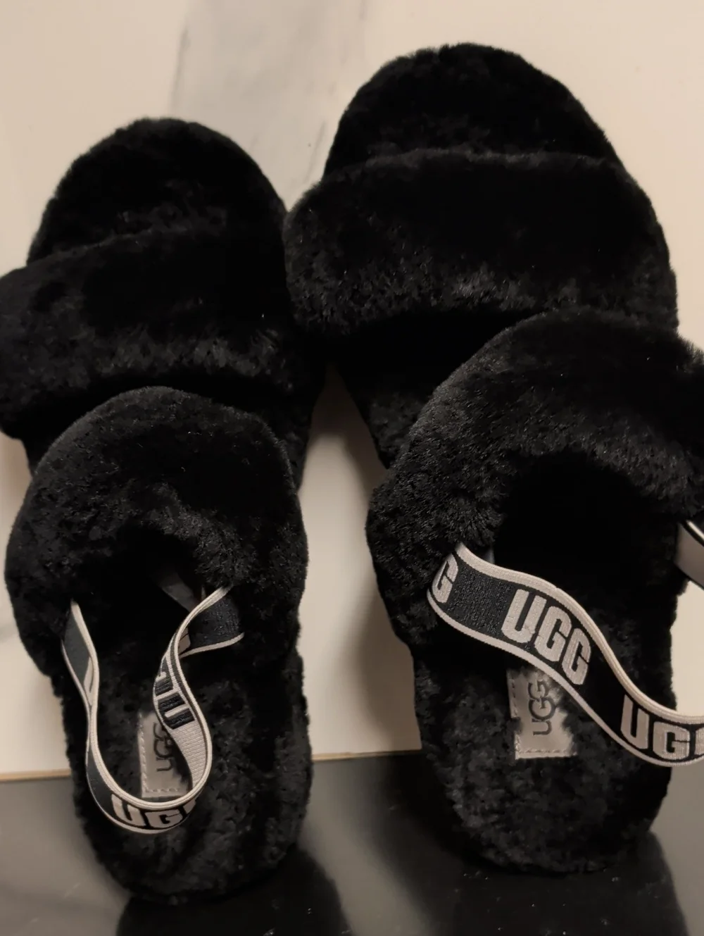 UGG Wmns Oh Yeah Slide 'Black' Sandals Size 9 Used Exc MSRP $100